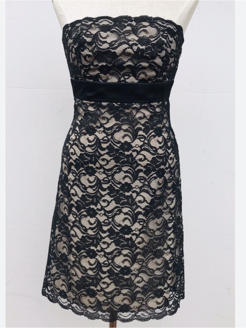 White House Black Market Strapless Dress Size 0